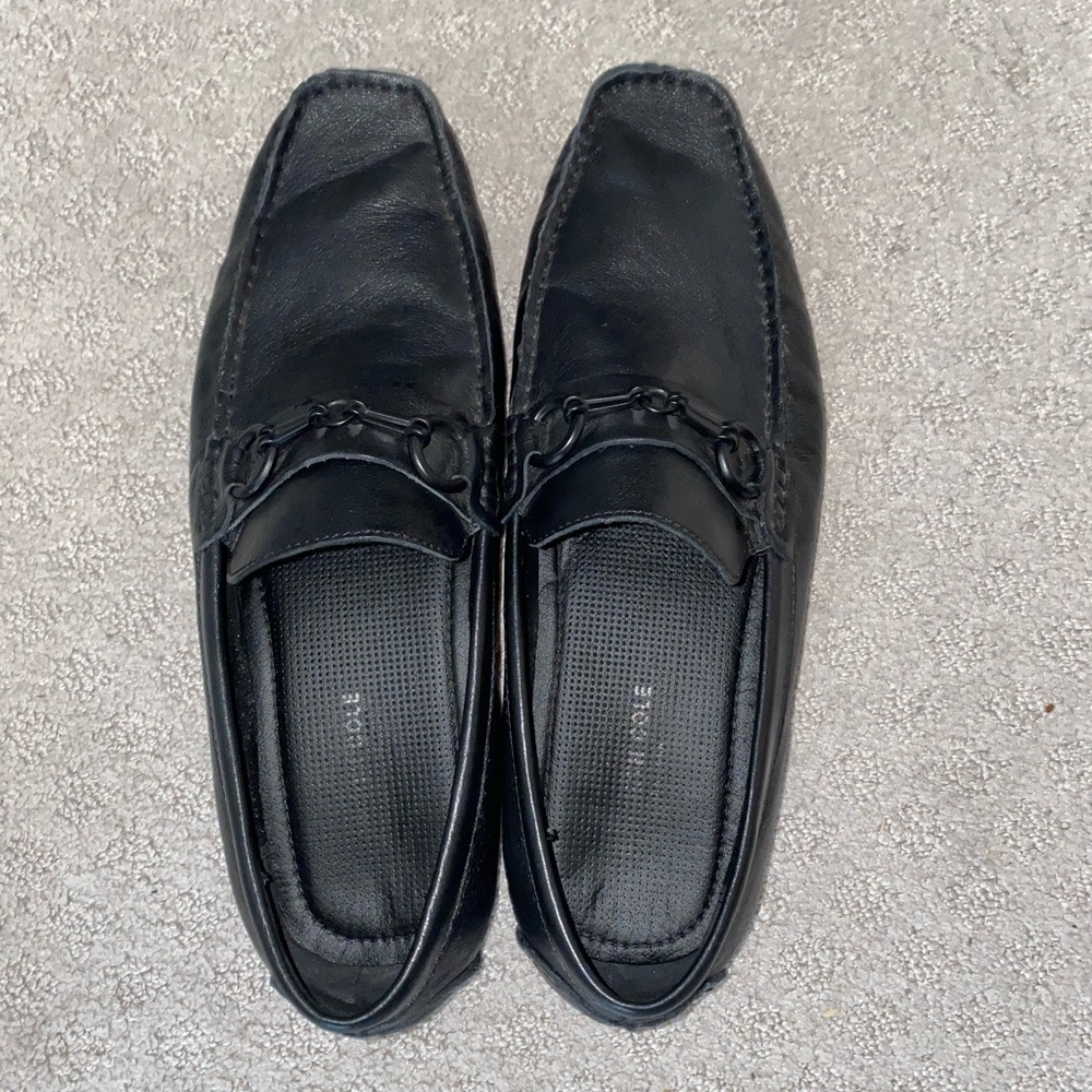 Kenneth Cole Theme Bit Detail Driver.